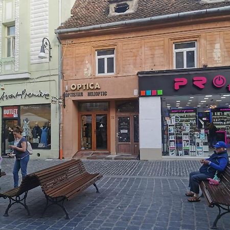 Central Petit Room Braşov Dış mekan fotoğraf
