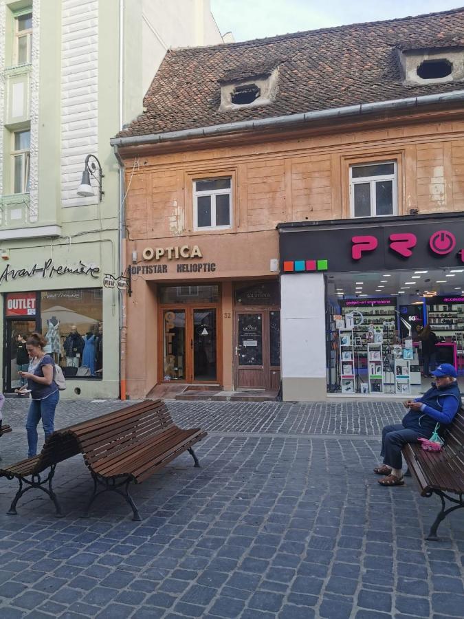 Central Petit Room Braşov Dış mekan fotoğraf